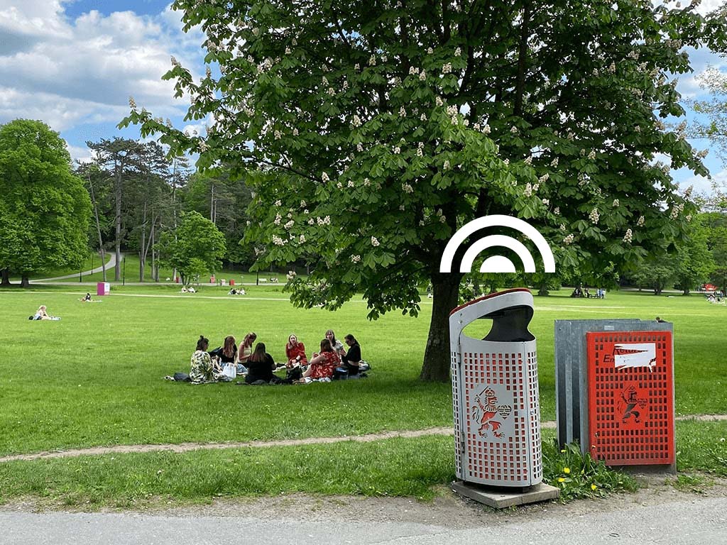 Trash can in park that sends signal